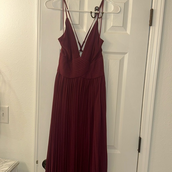 Soieblu Maroon/ Wine colored dress - Picture 2 of 9